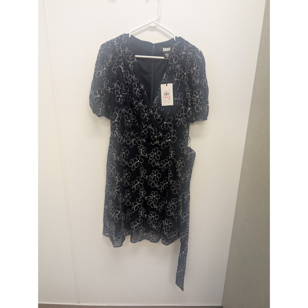 DKNY DD2F3346 Women's Sz 10 Black Embroidered Faux Wrap Sheer Sleeve Dress Sash